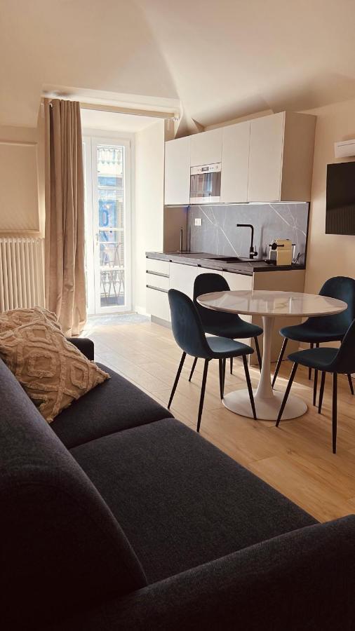 Lagrange 34 Hotel Turin Bagian luar foto